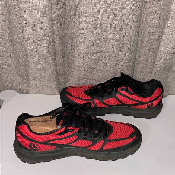 Topo Athletic EUC Terraventure 2 Vibram Sole Red & Black Running Men’s Shoe Sz 9 - Picture 5 of 8